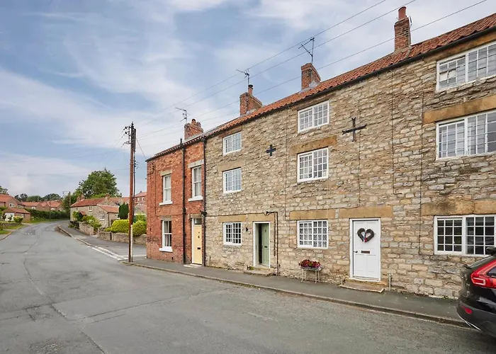 Host & - Dale End * Kirkbymoorside